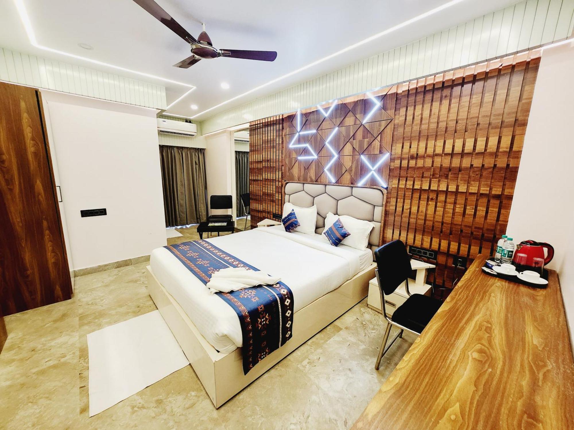 The Greenstar Inn Premium Bhubaneswar Exterior photo