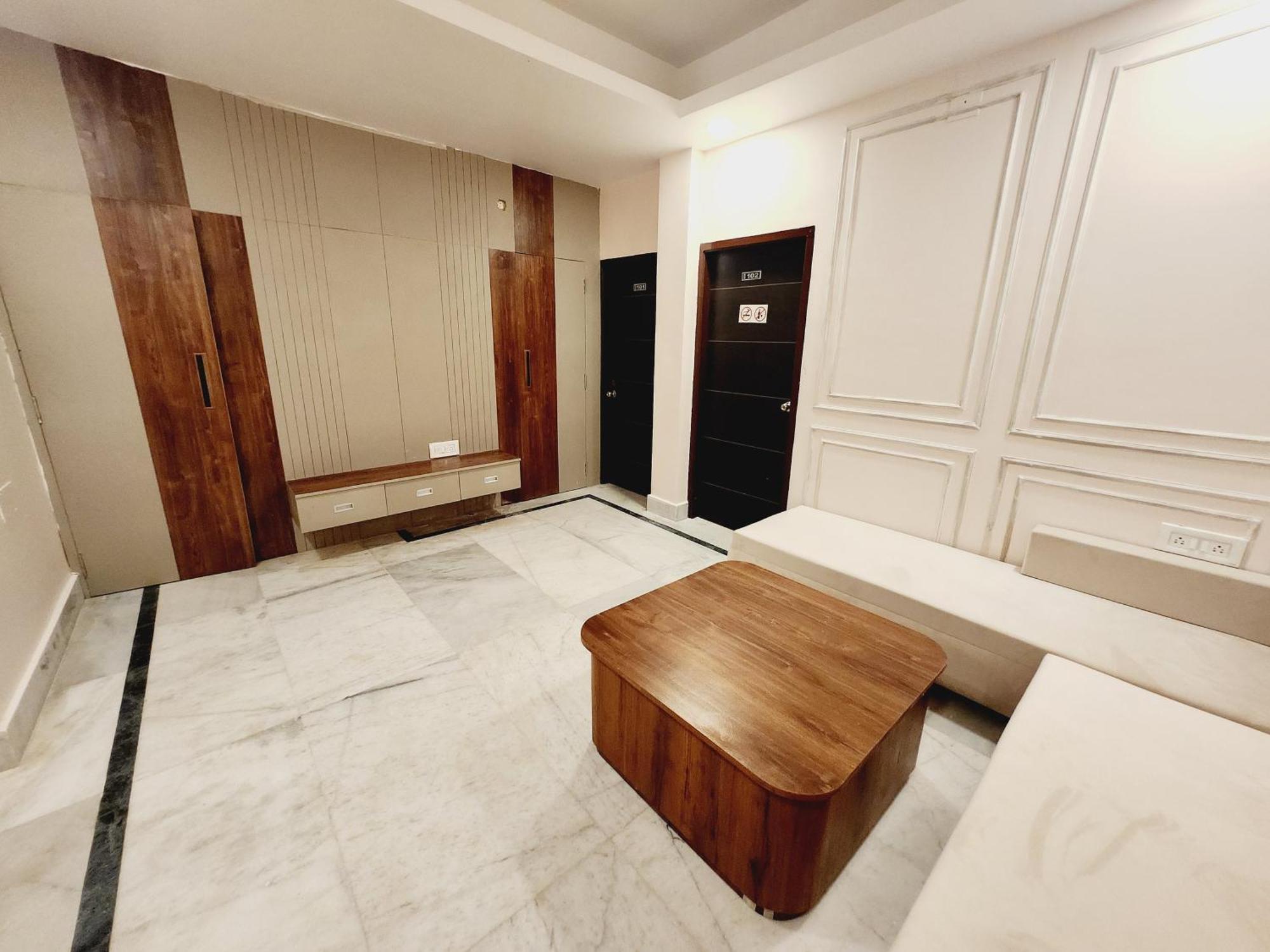 The Greenstar Inn Premium Bhubaneswar Exterior photo