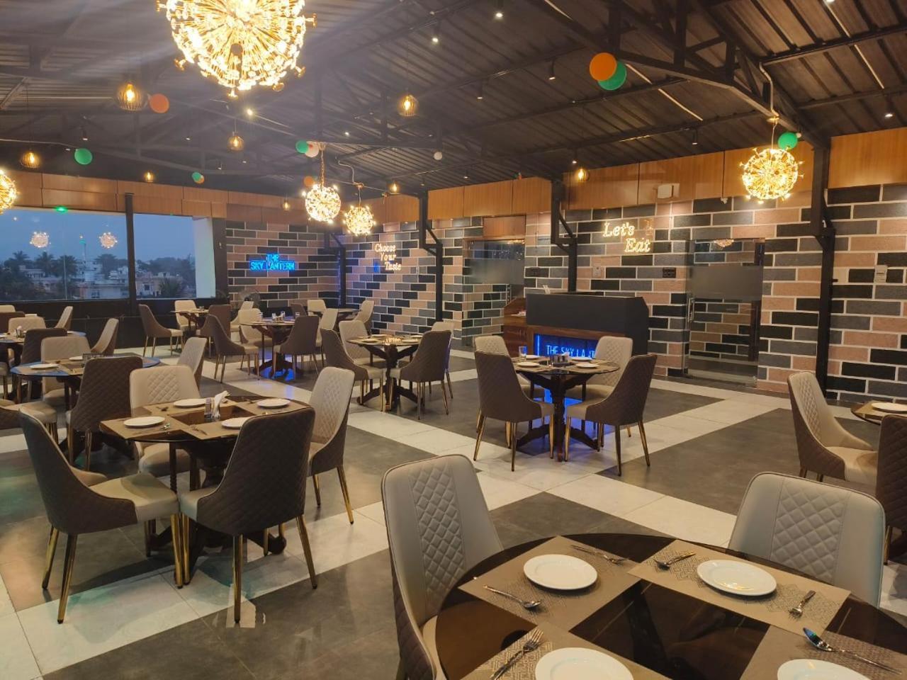 The Greenstar Inn Premium Bhubaneswar Exterior photo