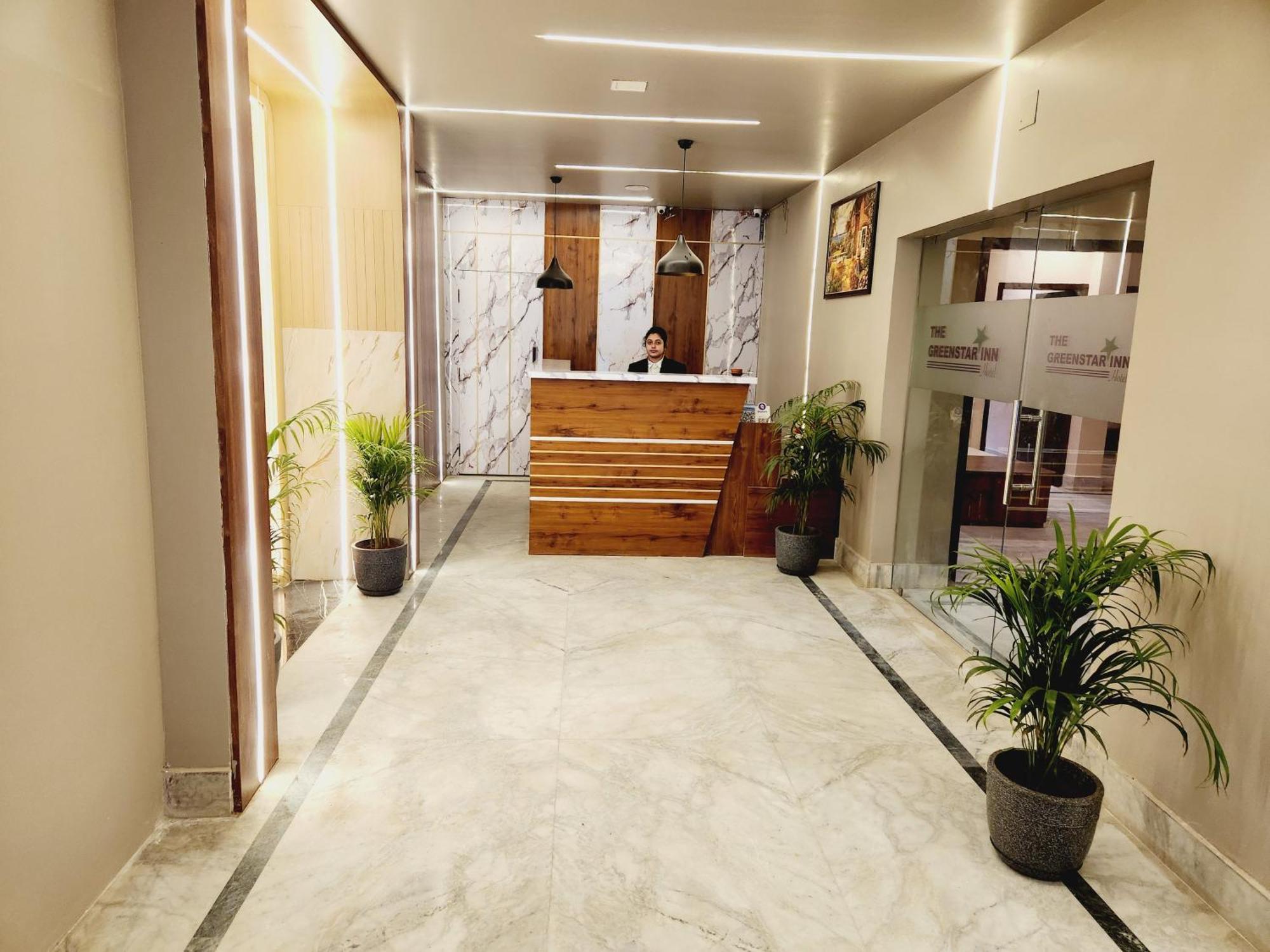 The Greenstar Inn Premium Bhubaneswar Exterior photo